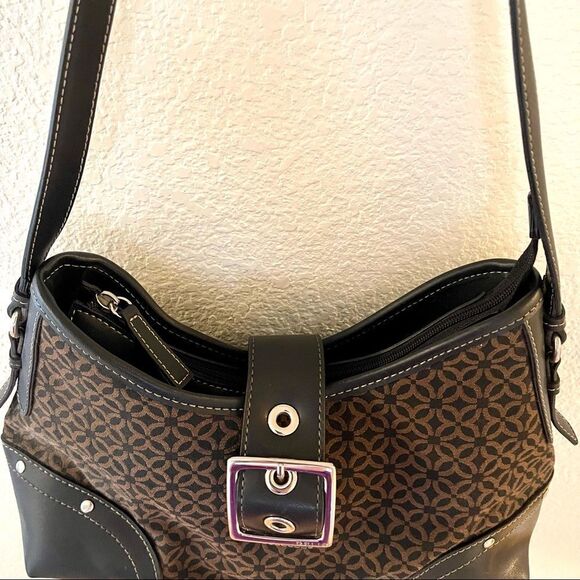 Relic by Fossil Signature Logo Buckle Satchel 113 - Picture 7 of 13